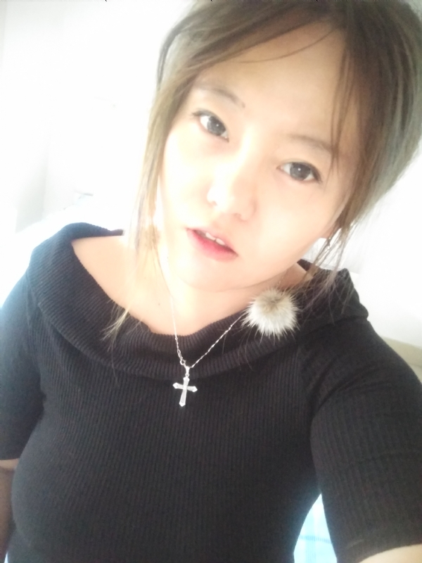 万水千山总是情的第一张照片--大连相亲服务中心