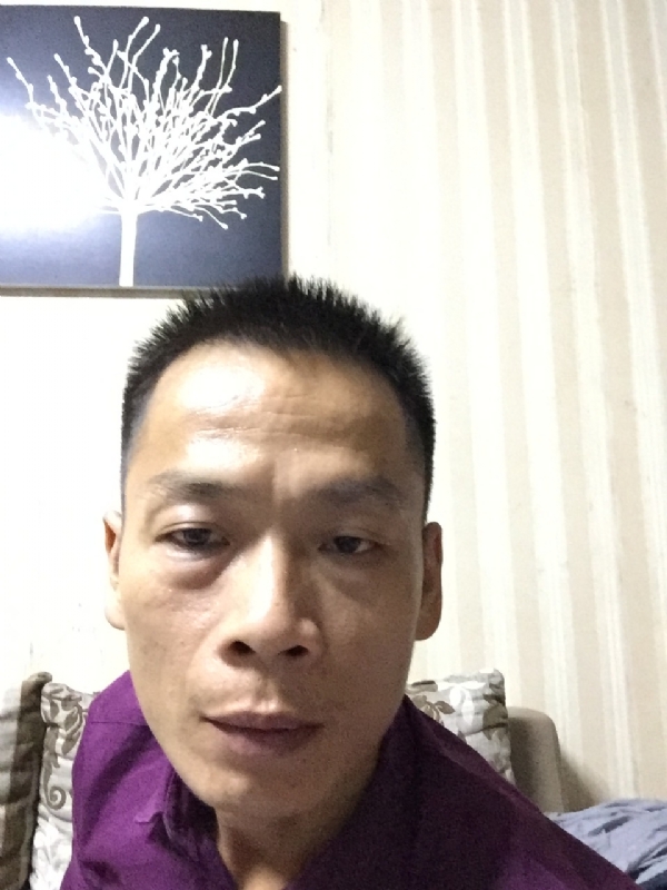 alongzhe的第一张照片--大连相亲服务中心