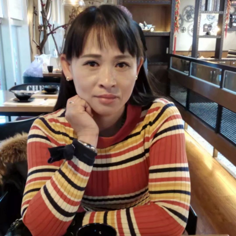 玫瑰花的第一张照片--大连相亲服务中心