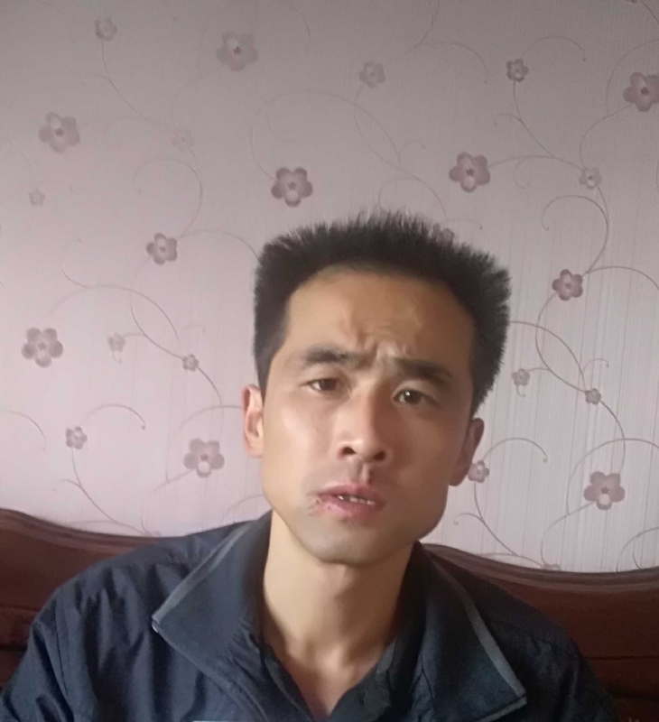 wen的第一张照片--大连相亲服务中心