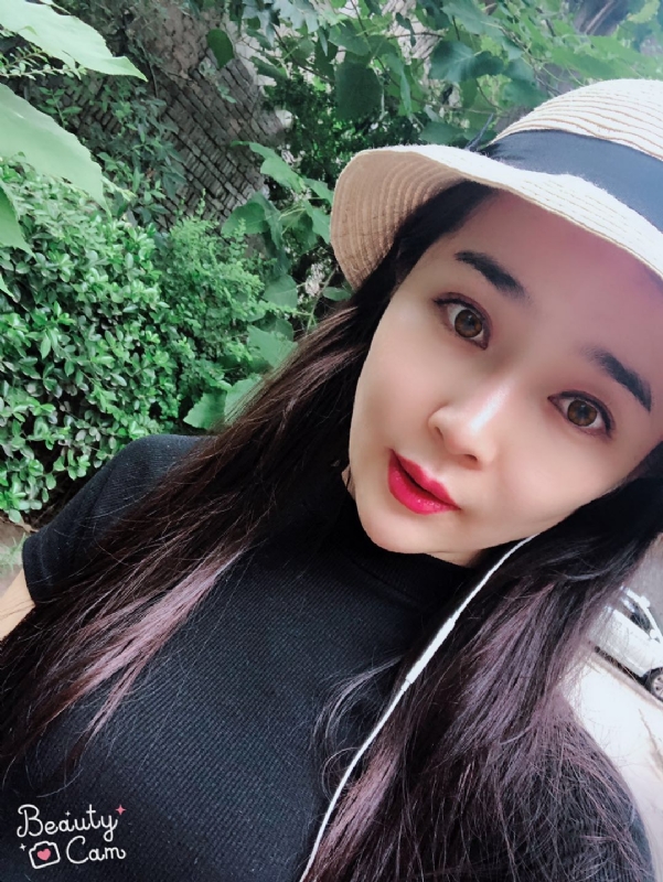 相拥未来的第一张照片--大连相亲服务中心