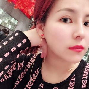 薇薇的第一张照片--大连相亲服务中心