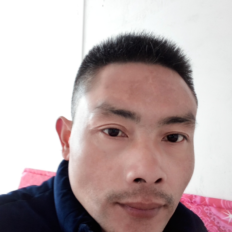 栋栋的第一张照片--大连相亲服务中心