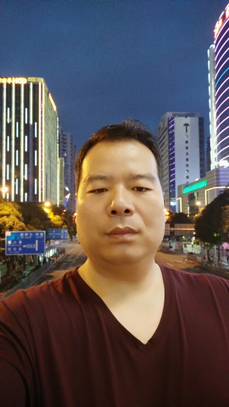 相爱一辈子的第一张照片--大连相亲服务中心