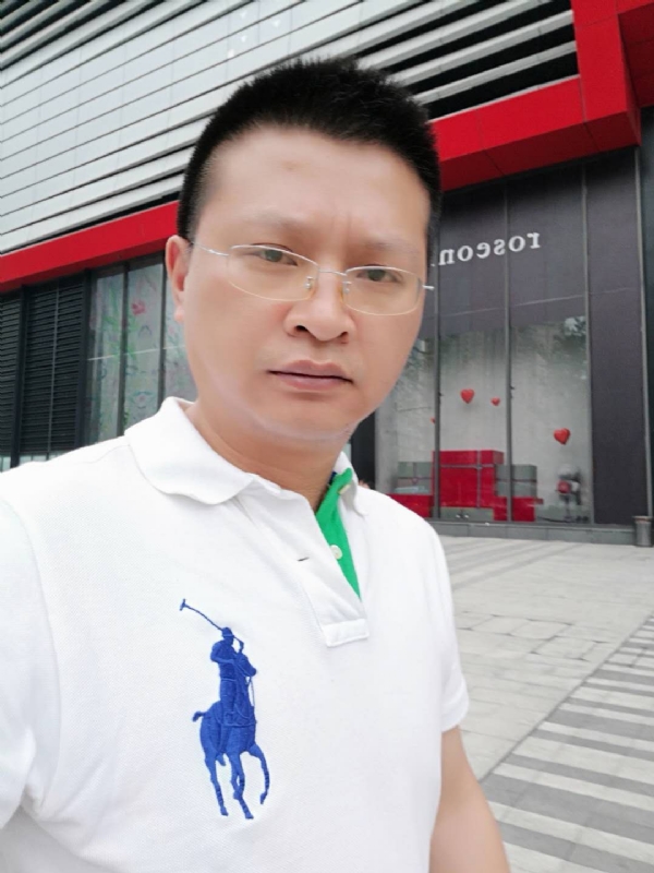 硬汉的第一张照片--大连相亲服务中心