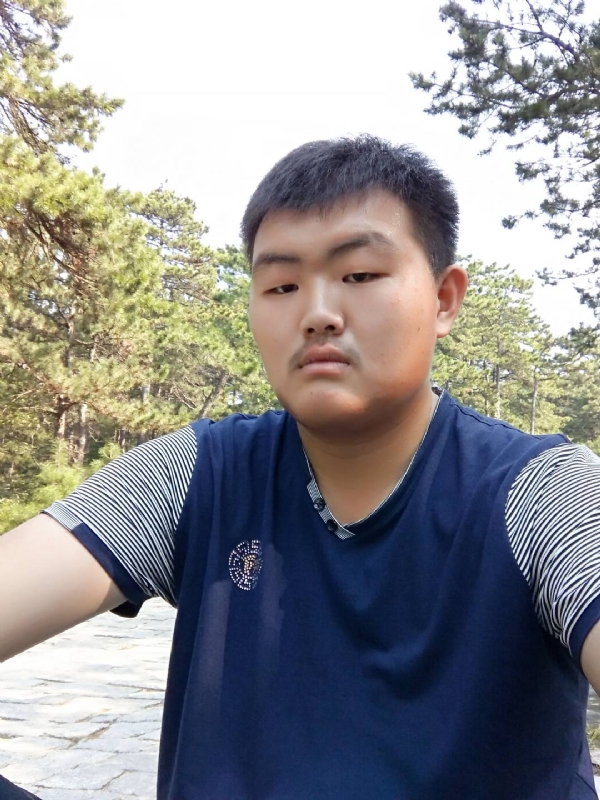 单身小伙的第一张照片--大连相亲服务中心