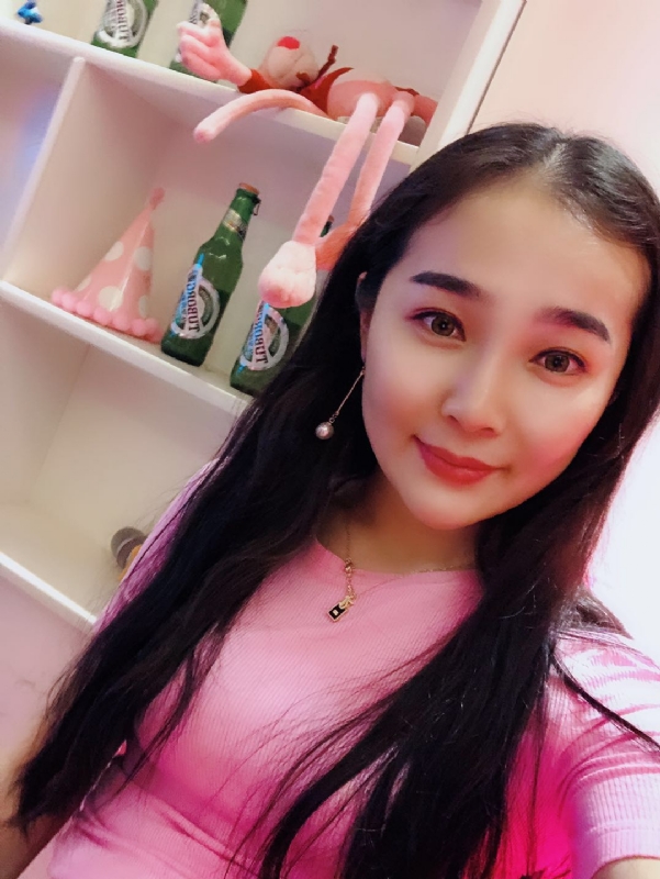 李雨菲的第一张照片--大连相亲服务中心