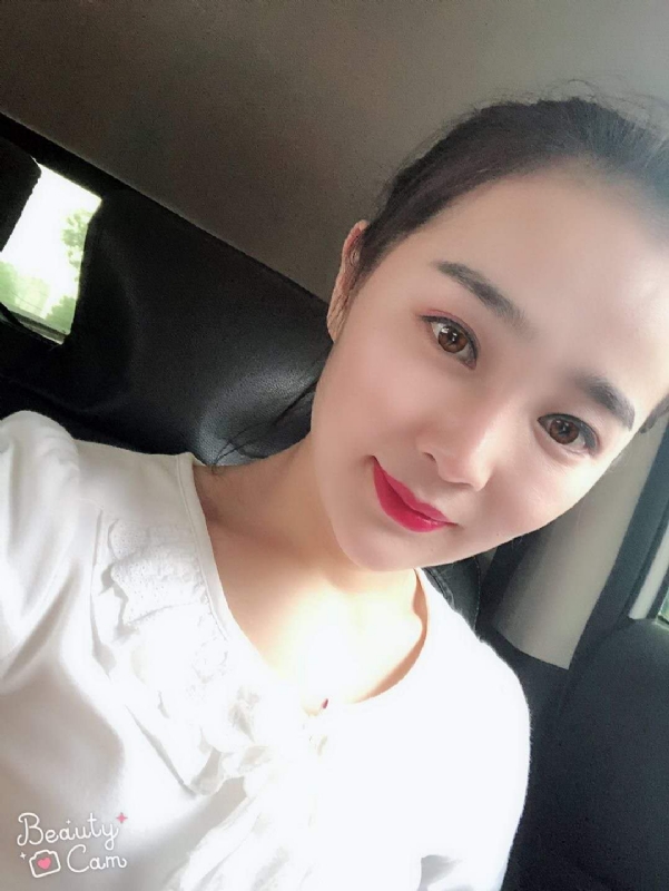 美伊的第一张照片--大连相亲服务中心