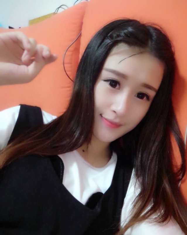 花开的季节的第一张照片--大连相亲服务中心