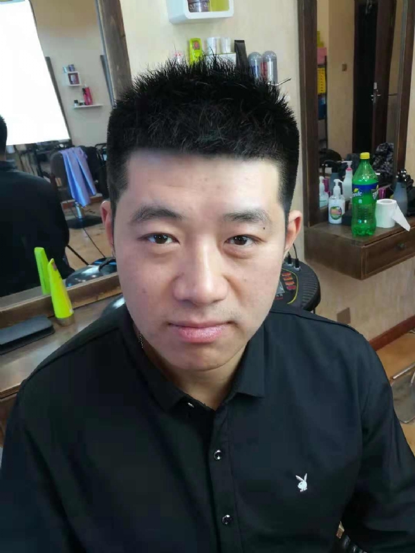 丹东风雨的第一张照片--大连相亲服务中心