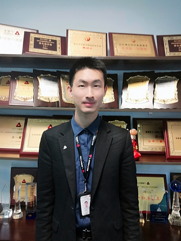 魔都青年的第一张照片--大连相亲服务中心