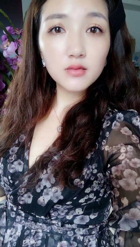 Jasmyn的第一张照片--大连相亲服务中心