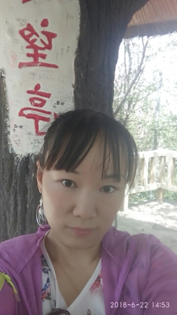 春天里的蒲谷英的第一张照片--大连相亲服务中心