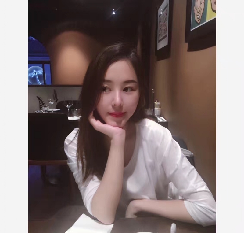 筱月悦的第一张照片--大连相亲服务中心