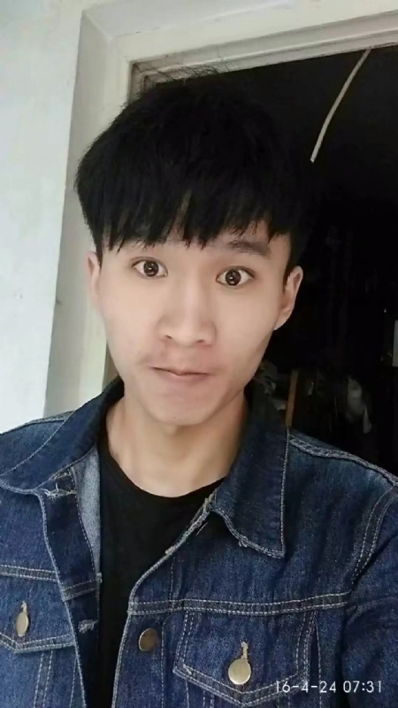 匆匆而过的第一张照片--大连相亲服务中心