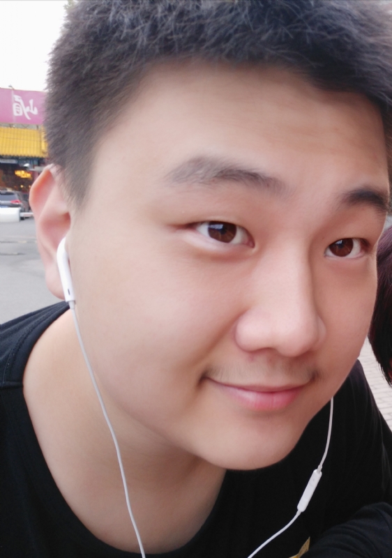 枫叶的第一张照片--大连相亲服务中心