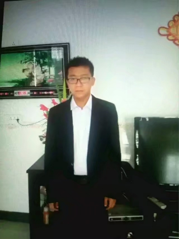 依然疼痛的第一张照片--大连相亲服务中心