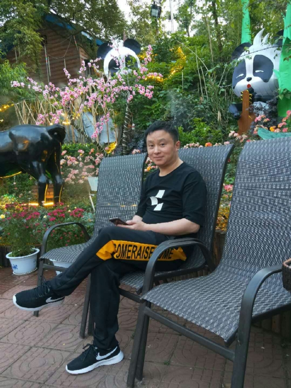 想家的第一张照片--大连相亲服务中心