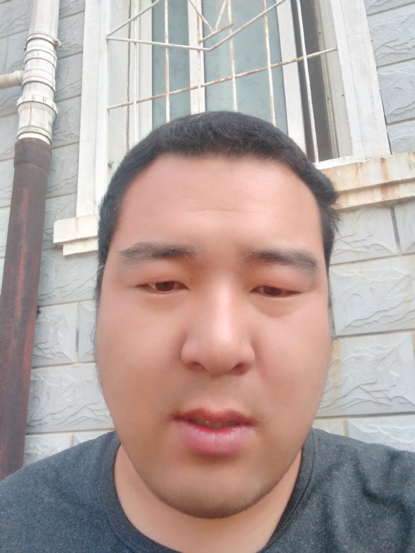 一羽垂天的第四张照片--大连相亲服务中心