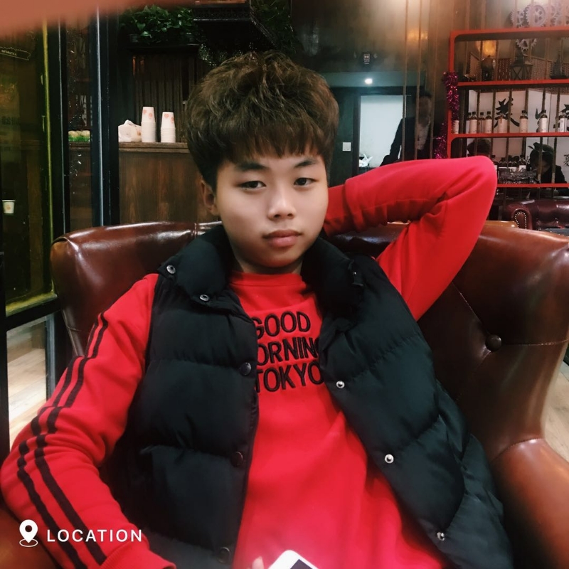 阳光男孩的第一张照片--大连相亲服务中心