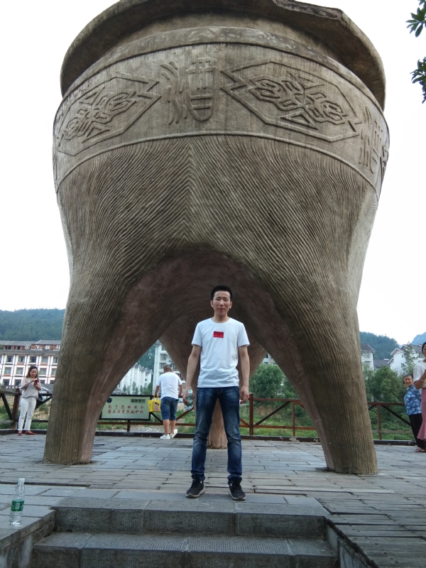 致青春的第一张照片--大连相亲服务中心