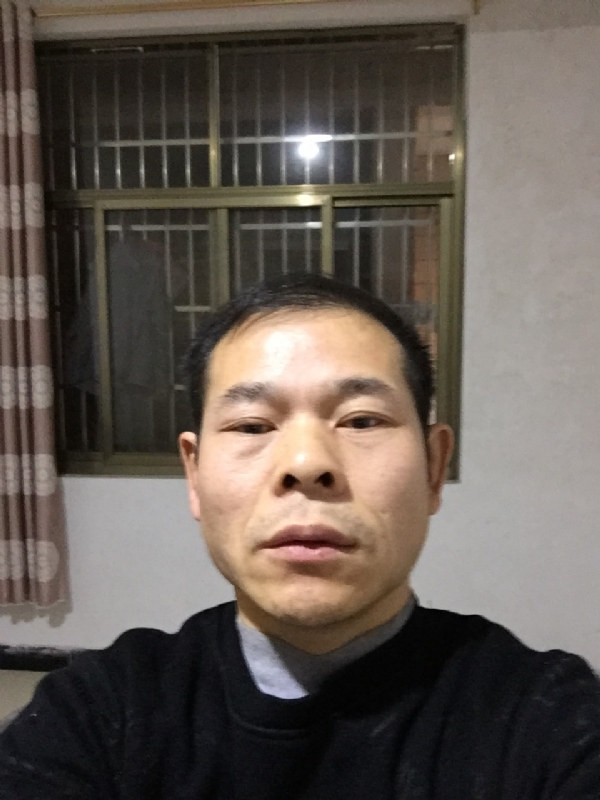 徐徐清风的第一张照片--大连相亲服务中心