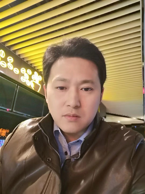 只为伊人醉的第一张照片--大连相亲服务中心