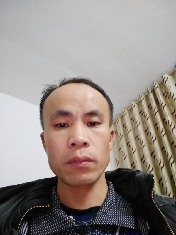 人生相爱的第一张照片--大连相亲服务中心