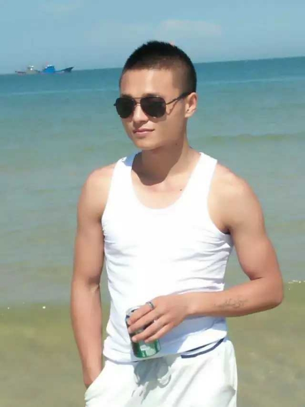 等一个她的第一张照片--大连相亲服务中心