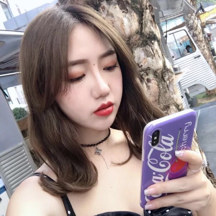 雅萱的第一张照片--大连相亲服务中心