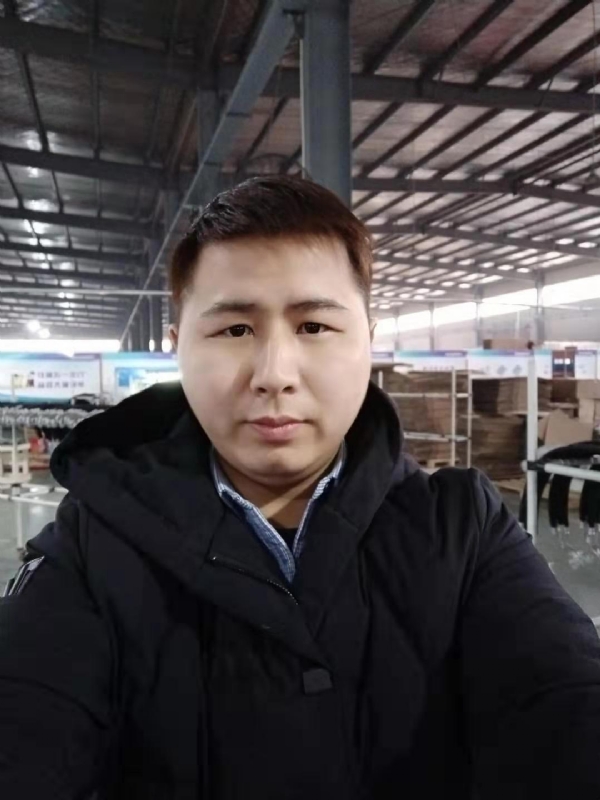 刀锋的第一张照片--大连相亲服务中心