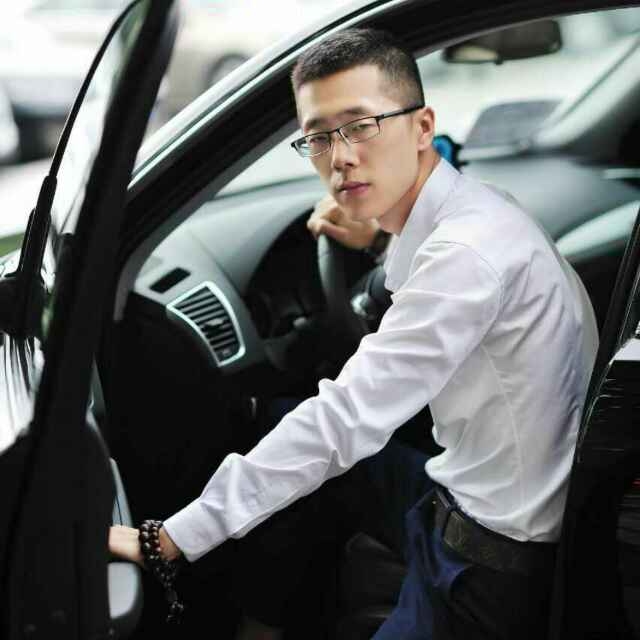 唯美幸福的第一张照片--大连相亲服务中心