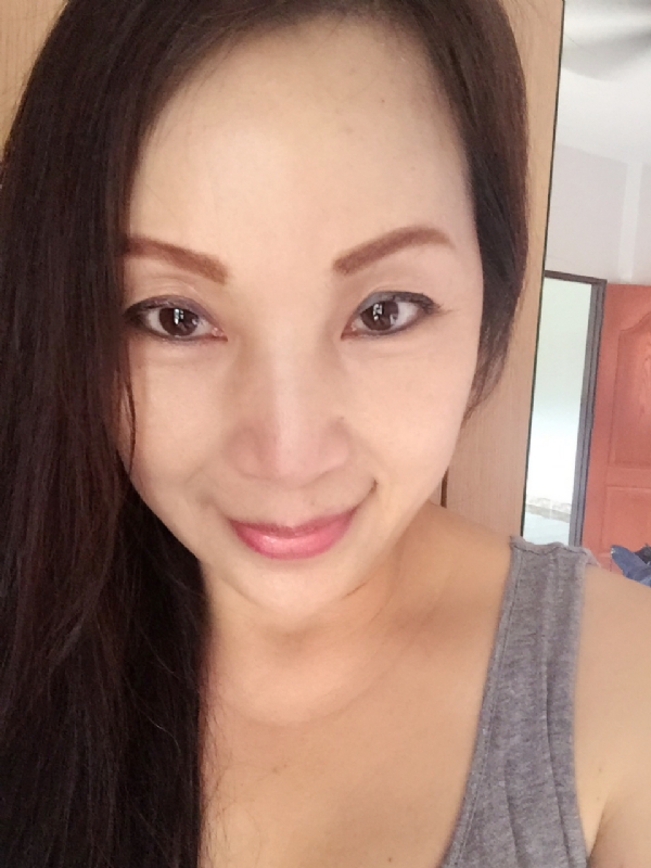 ying的第一张照片--大连相亲服务中心