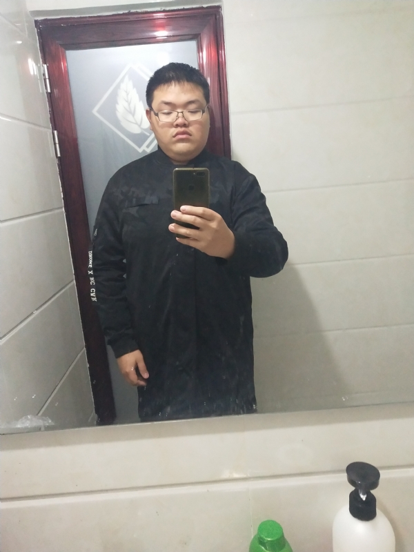 我是一盘酸菜鱼的第一张照片--大连相亲服务中心