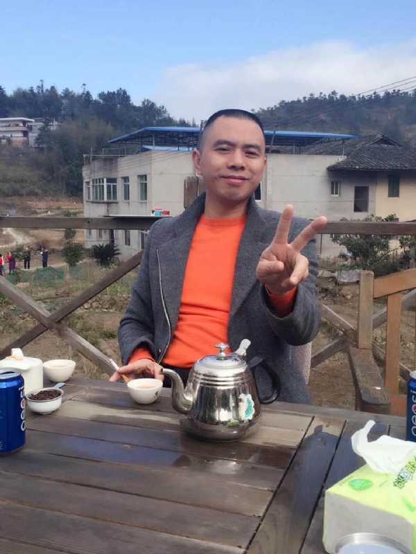 往生的第一张照片--大连相亲服务中心