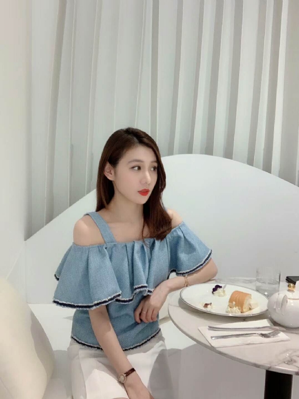 Emily的第一张照片--大连相亲服务中心