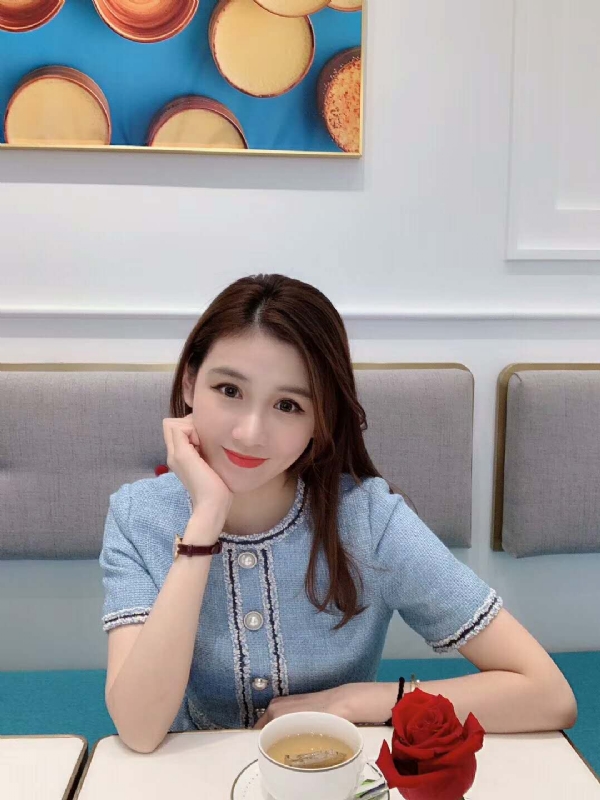 Emily的第二张照片--大连相亲服务中心