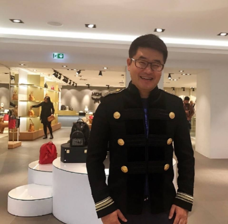 大千世界的第一张照片--大连相亲服务中心