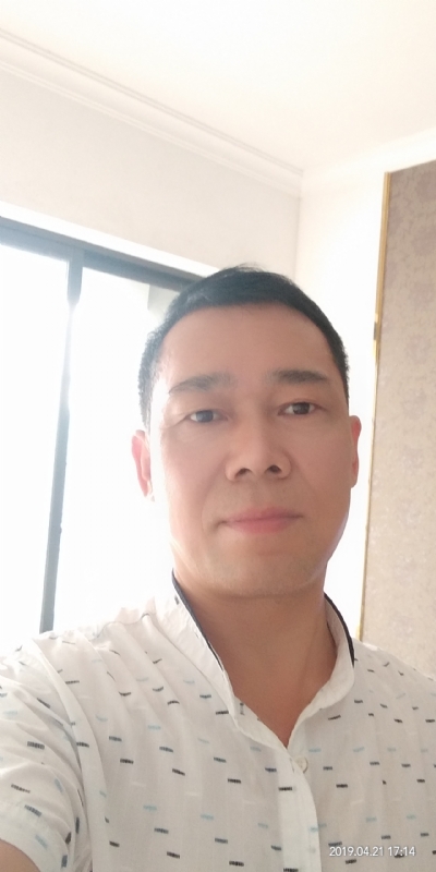 朝望大海的第一张照片--大连相亲服务中心