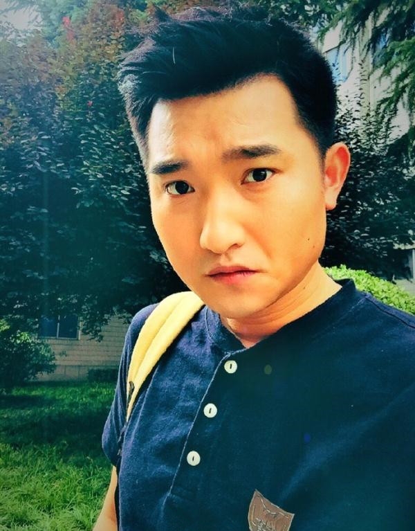 奋斗的第一张照片--大连相亲服务中心