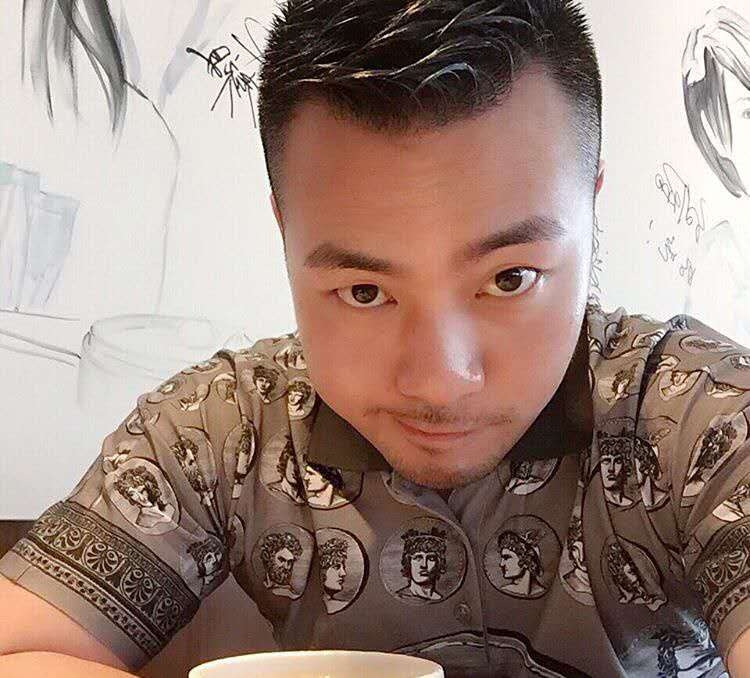 刘江平的第一张照片--大连相亲服务中心