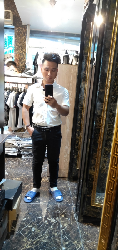 卢家福的第一张照片--大连相亲服务中心