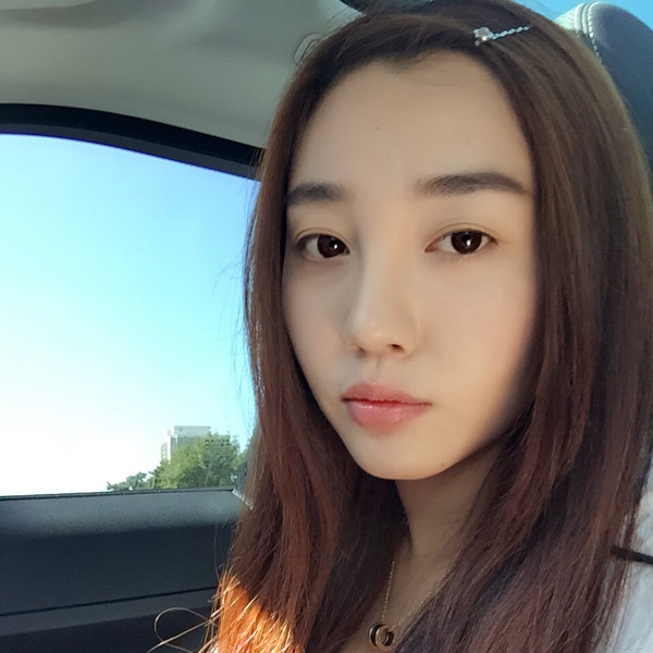 一叶知秋的第一张照片--大连相亲服务中心