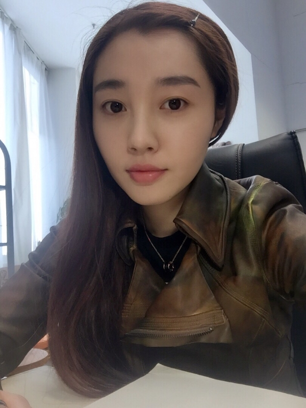 一叶知秋的第四张照片--大连相亲服务中心