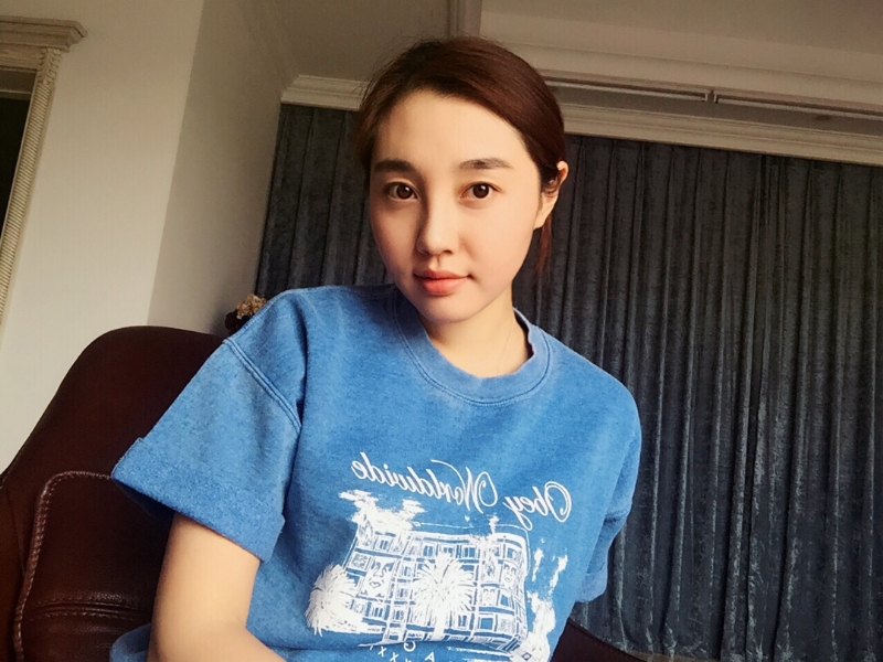 一叶知秋的第五张照片--大连相亲服务中心