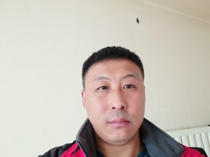 海阔天空的第一张照片--大连相亲服务中心