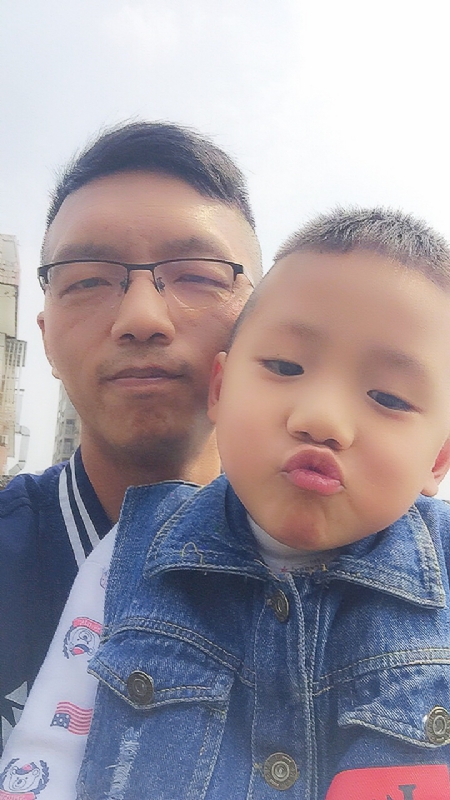 林松的第一张照片--大连相亲服务中心