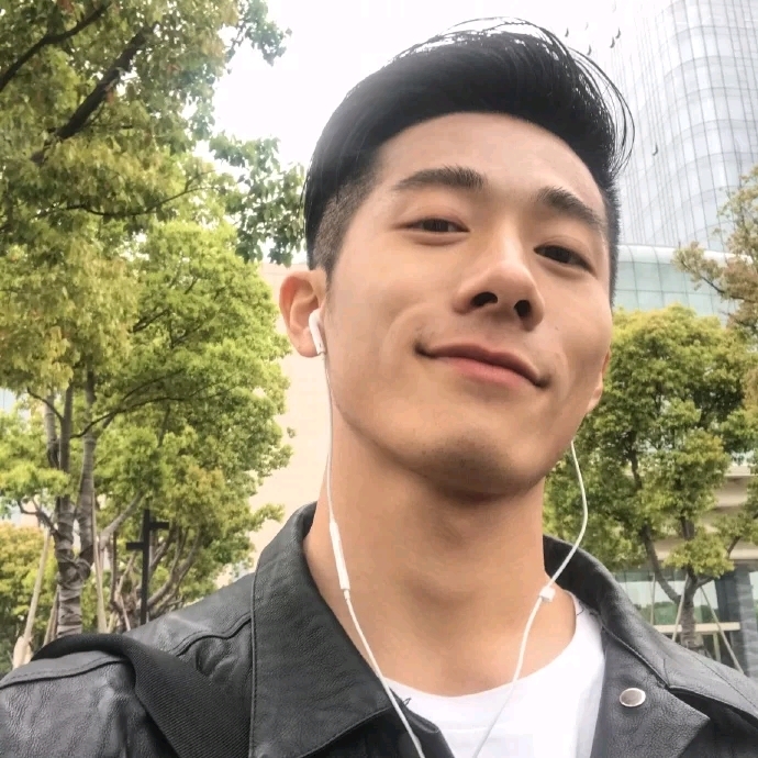 心若磐石的第三张照片--大连相亲服务中心