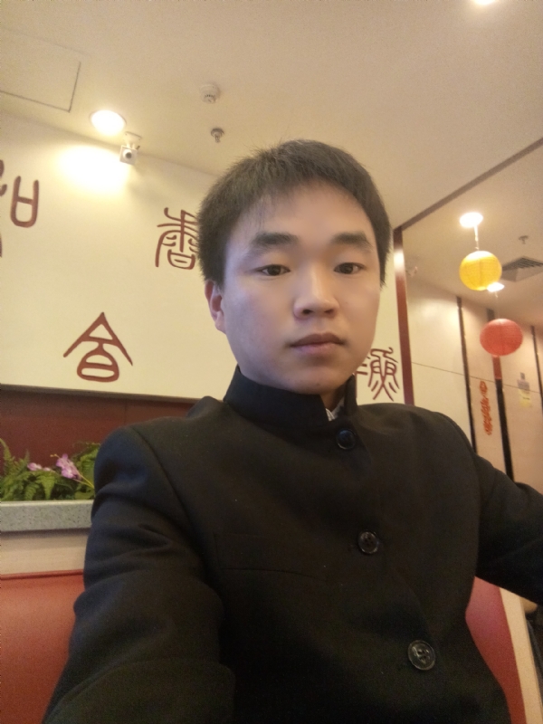 夜凉露沾衣的第一张照片--大连相亲服务中心