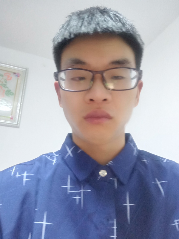 搬砖小伙的第一张照片--大连相亲服务中心